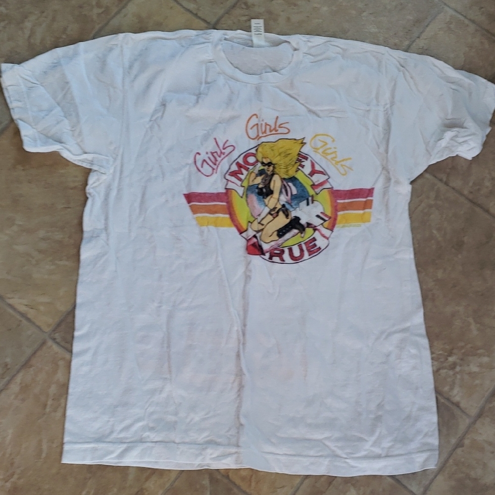 Tultex Motley Crue White Girls Girls Girls Concert T-Shirt 2022, size large